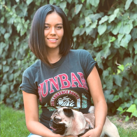 Meet your Posher, Sabrina - Picture 2 of 2